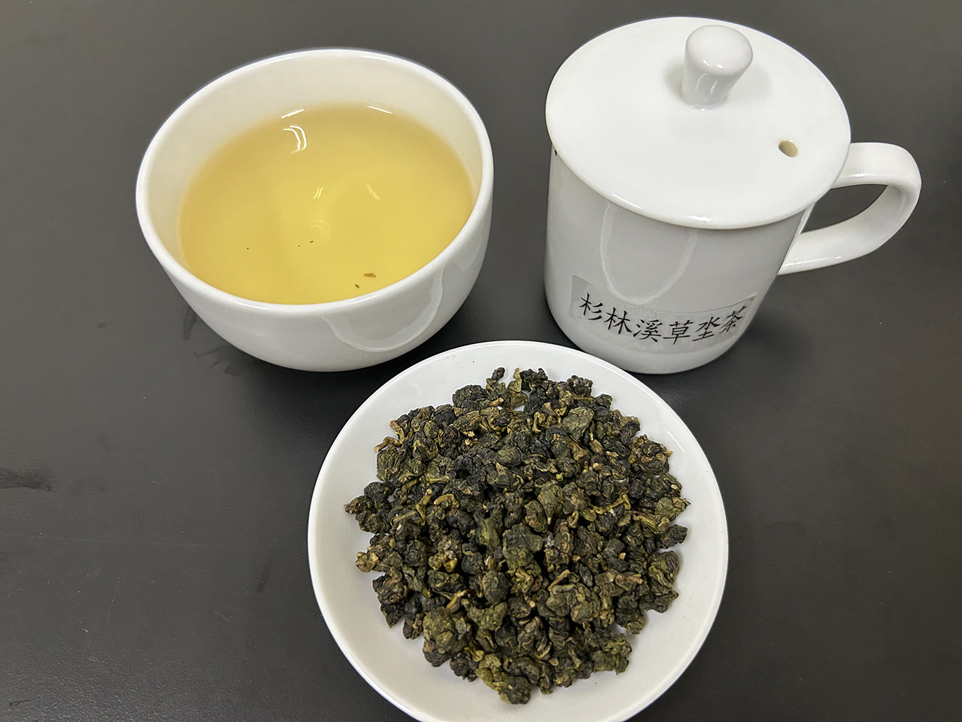 杉林溪草坔茶【蘋果綠4兩罐】